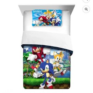 Sonic the Hedgehog Comforter Set with Bright Green Landscape